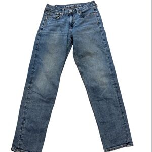 America Eagle 90’s Straight Jeans Size 4
